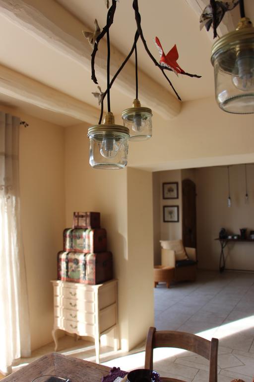 Sous Les Platanes B&B Шаторенар Экстерьер фото