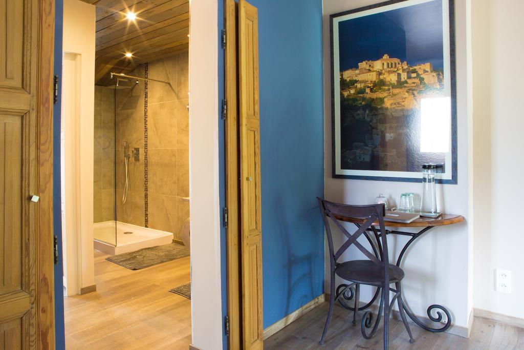 Sous Les Platanes B&B Шаторенар Экстерьер фото